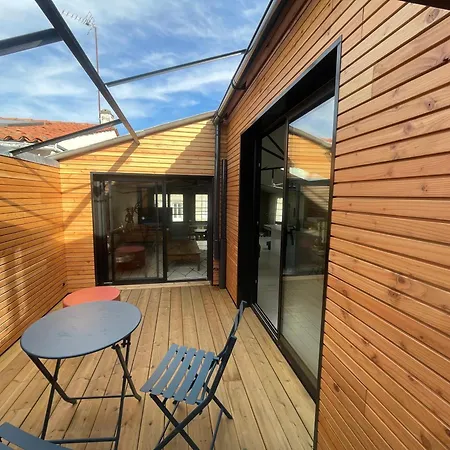 Loft Rive Droite Apartment *